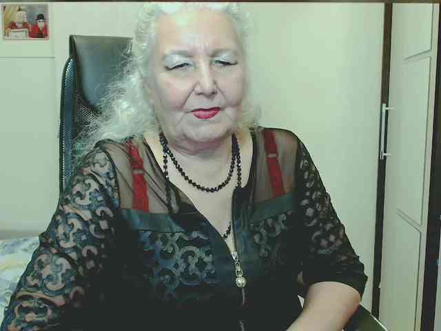 Model: GrannyWants