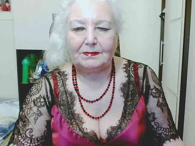 GrannyWants webcam