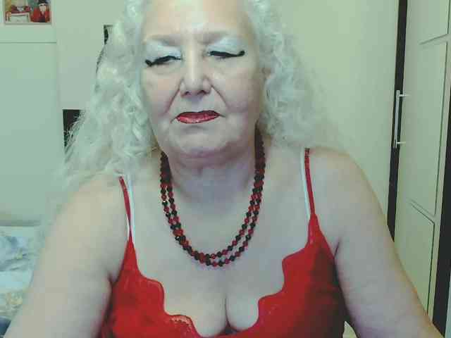 Model: GrannyWants