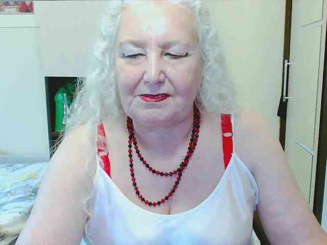 Model: GrannyWants