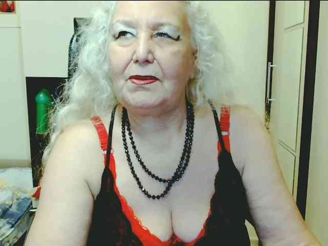 Model: GrannyWants