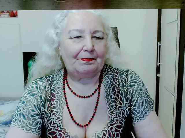 Model: GrannyWants