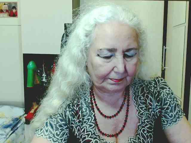 Modelo: GrannyWants