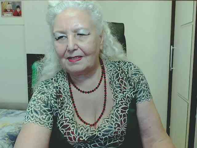 Model: GrannyWants