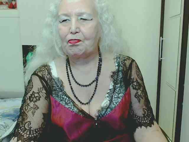 Model: GrannyWants
