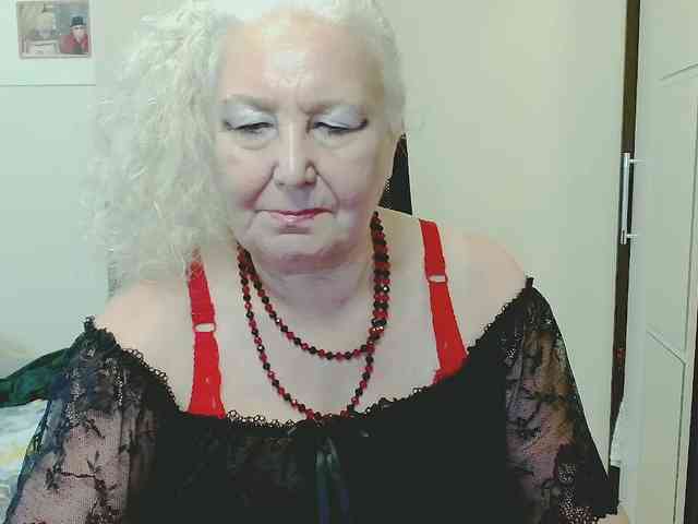 Model: GrannyWants