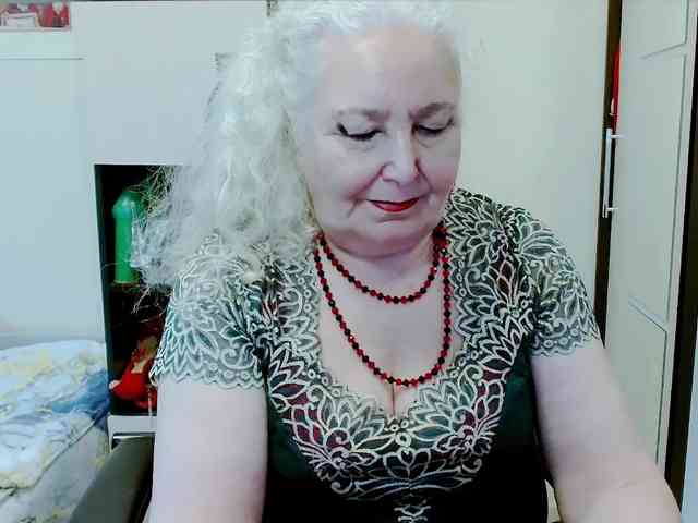 GrannyWants webcam