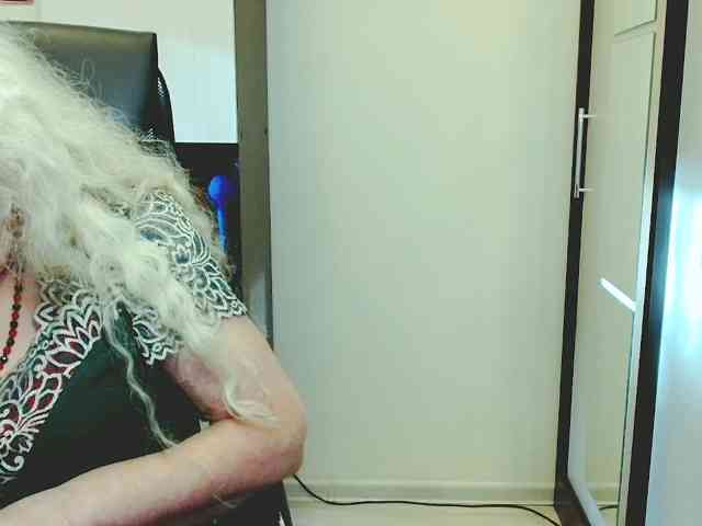 GrannyWants webcam