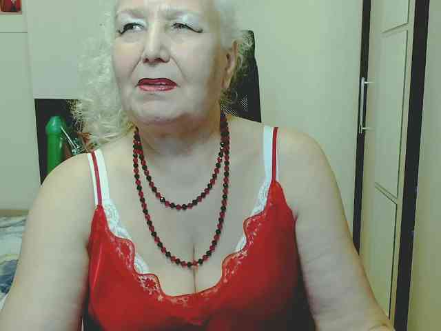 GrannyWants webcam