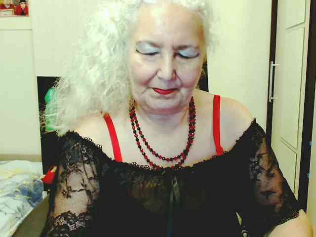 Model: GrannyWants