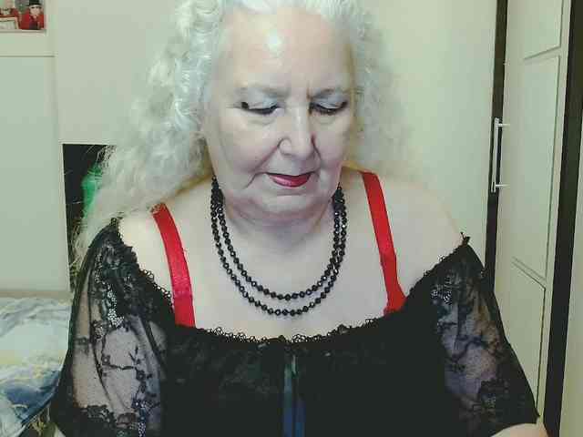 Model: GrannyWants