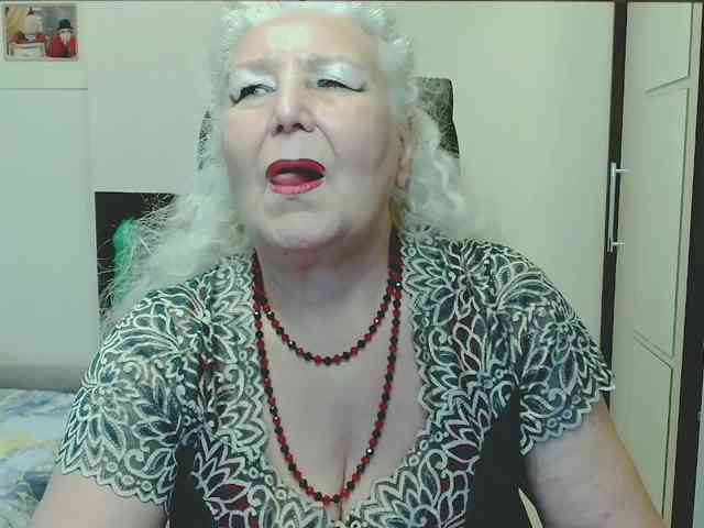 Model: GrannyWants