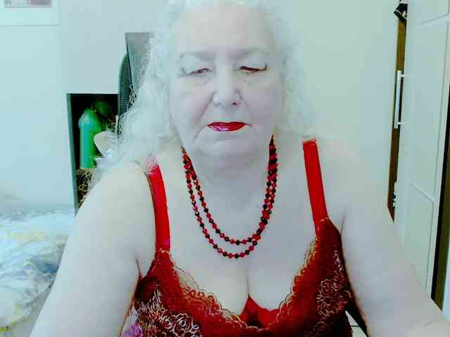 Model: GrannyWants