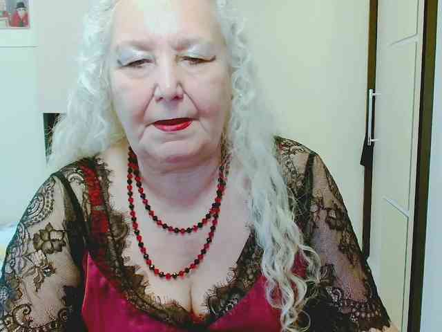 Model: GrannyWants