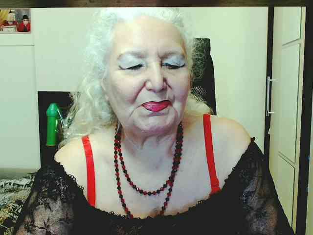 grannywants's live room