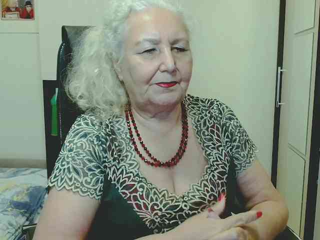 Model: GrannyWants