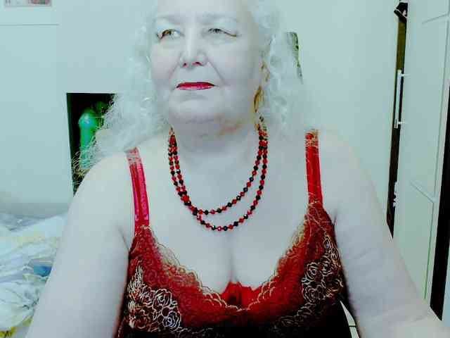 Model: GrannyWants