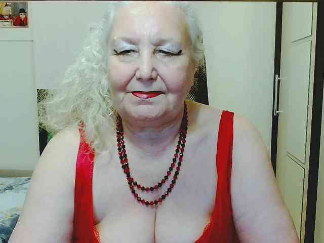 Model: GrannyWants