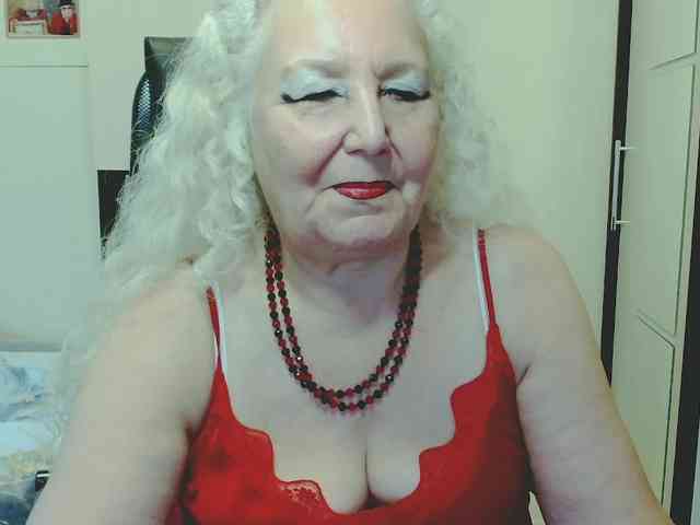 GrannyWants webcam