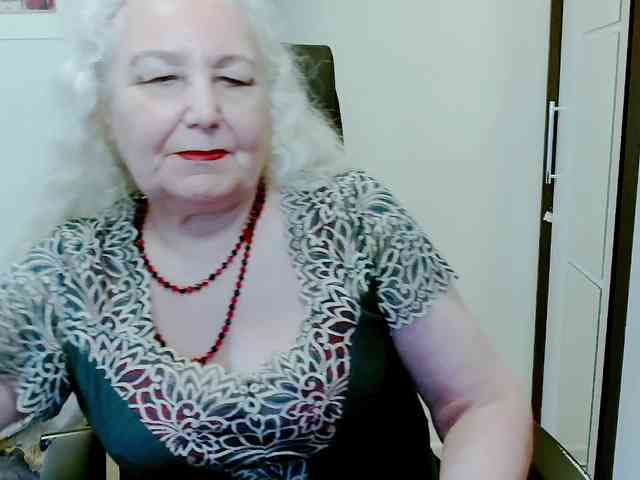 Model: GrannyWants