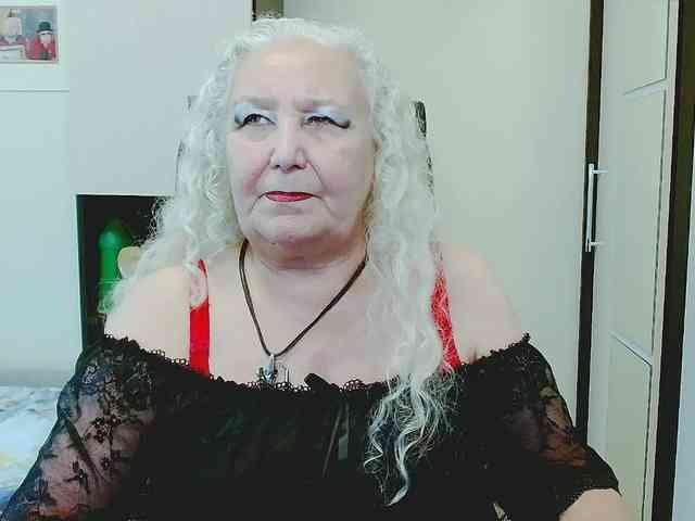 Model: GrannyWants