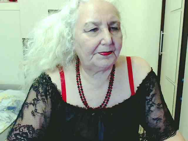 Model: GrannyWants