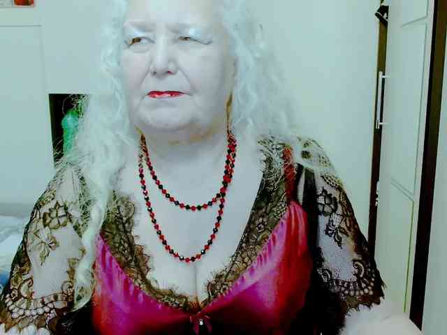 GrannyWants webcam