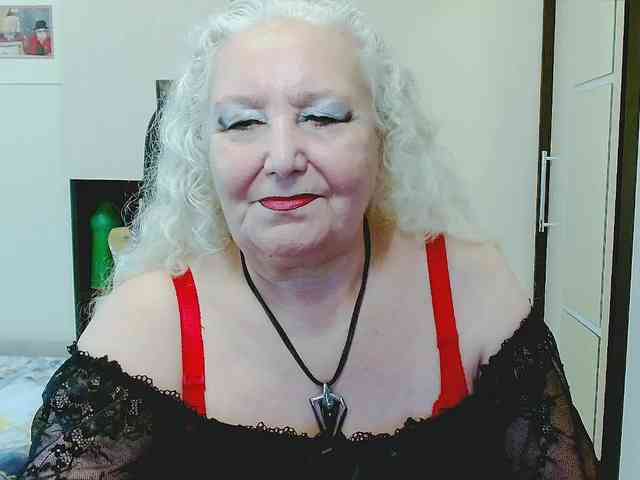 Model: GrannyWants