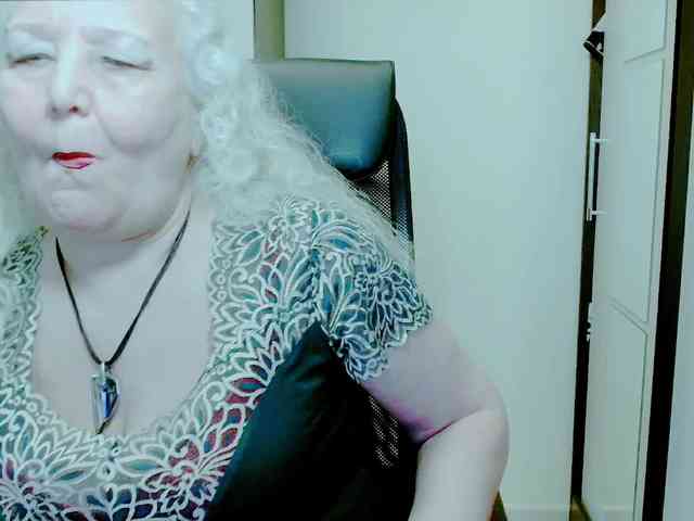 GrannyWants webcam