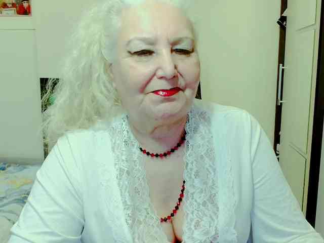 GrannyWants webcam