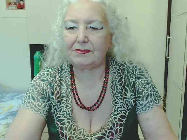 Model: GrannyWants
