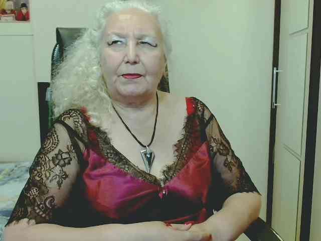 Model: GrannyWants
