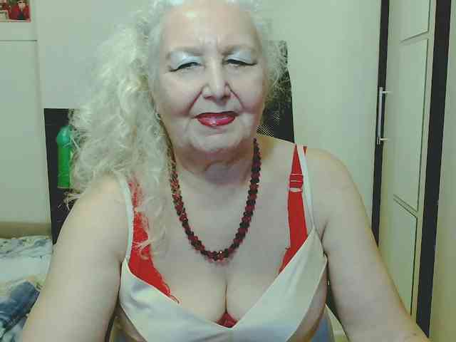 Model: GrannyWants