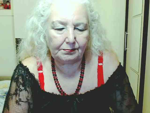 Model: GrannyWants