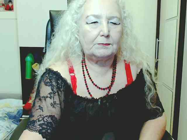 GrannyWants webcam