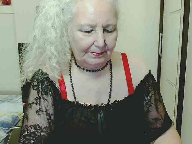 Model: GrannyWants