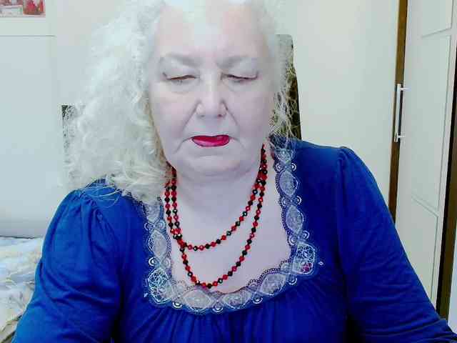 Model: GrannyWants