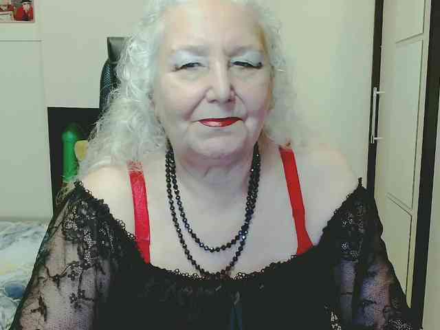 Model: GrannyWants