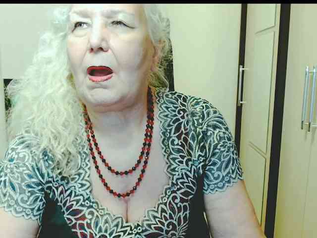 Model: GrannyWants