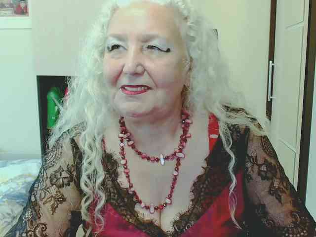 Model: GrannyWants