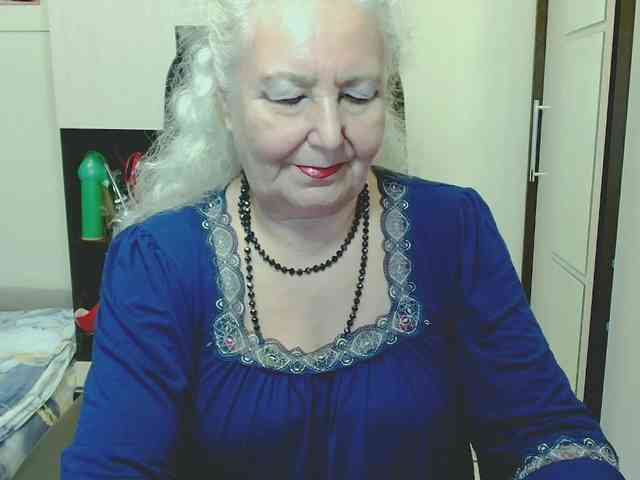 Model: GrannyWants