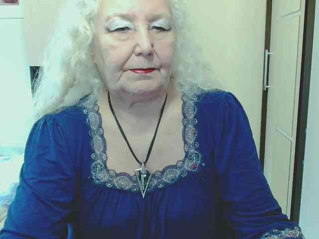Model: GrannyWants