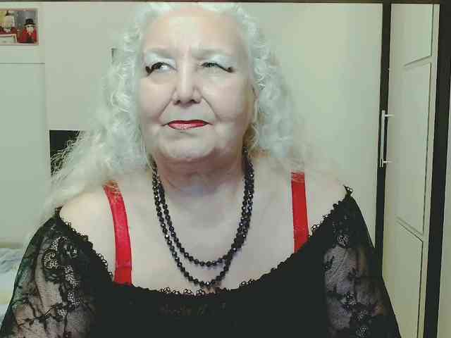 Model: GrannyWants