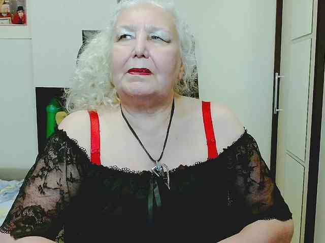 Model: GrannyWants