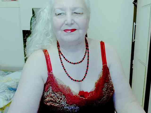 GrannyWants webcam
