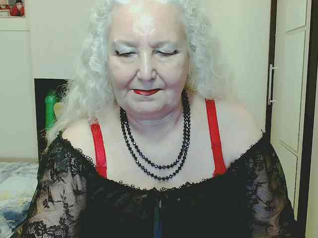 Model: GrannyWants