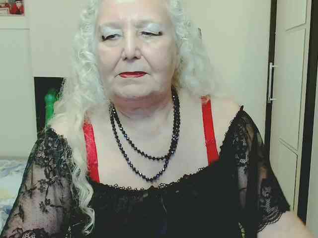 Model: GrannyWants