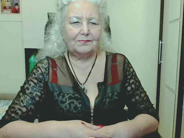 Model: GrannyWants