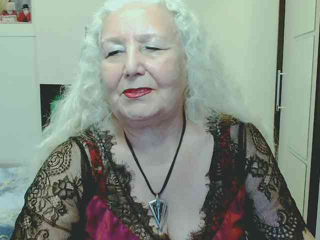 GrannyWants webcam