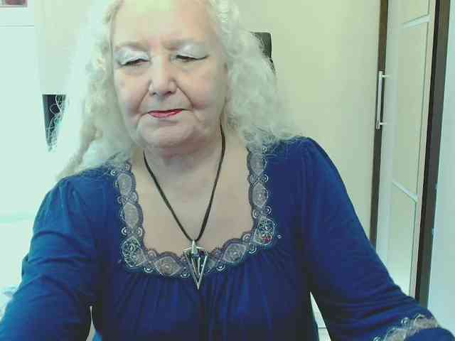Model: GrannyWants